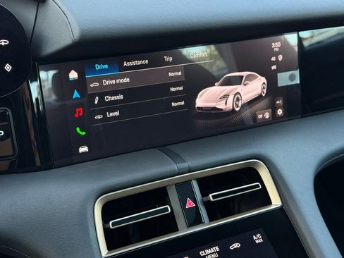 New 2025 Porsche Taycan 4S AWD/4WD image 21