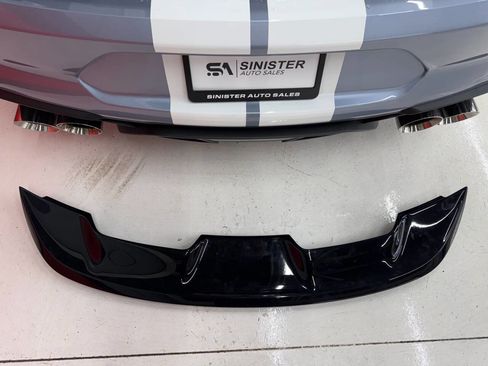Used 2022 Ford Mustang Shelby GT500 w/ Technology Package RWD image 49