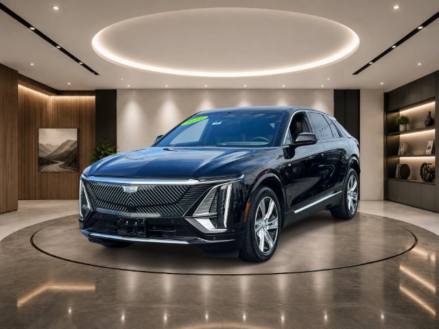 Used 2024 Cadillac Lyriq Tech AWD/4WD image 4