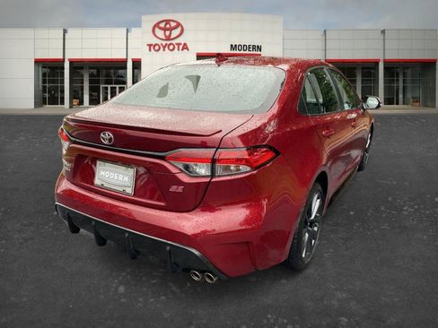 Certified 2024 Toyota Corolla SE FWD image 5