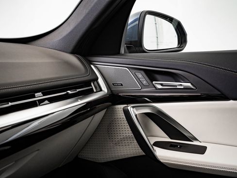 New 2026 BMW X1 xDrive28i w/ Convenience Package image 40