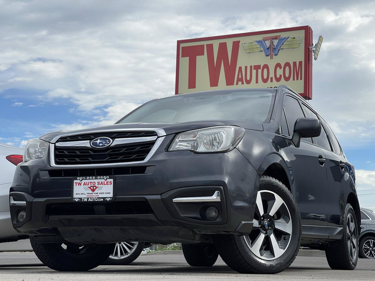 Used 2018 Subaru Forester 2.5i Premium AWD/4WD image 1