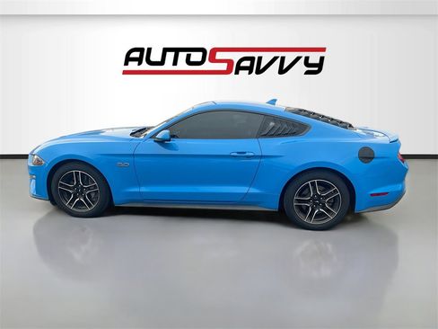 Used 2022 Ford Mustang GT Premium image 4