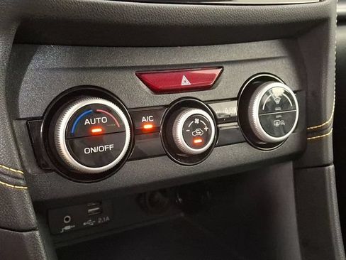 Certified 2022 Subaru Crosstrek 2.5i Sport AWD/4WD image 17