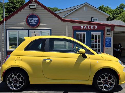 Used 2012 FIAT 500 Sport w/ Safety & Convenience Pkg FWD image 5