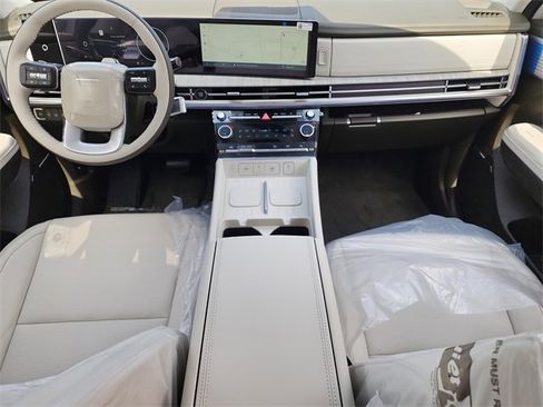 New 2025 Hyundai Santa Fe Calligraphy image 11