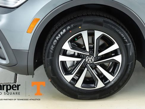 Used 2023 Volkswagen Tiguan S image 42