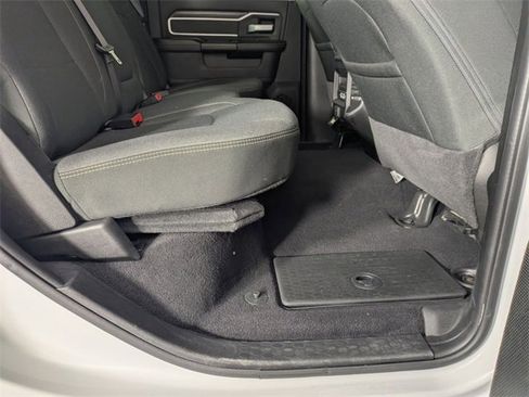 Used 2022 RAM 2500 Big Horn w/ Level C Equiment Group image 33