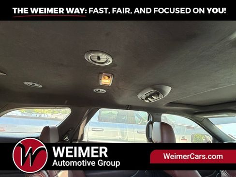 Used 2025 Dodge Durango R/T AWD/4WD image 7