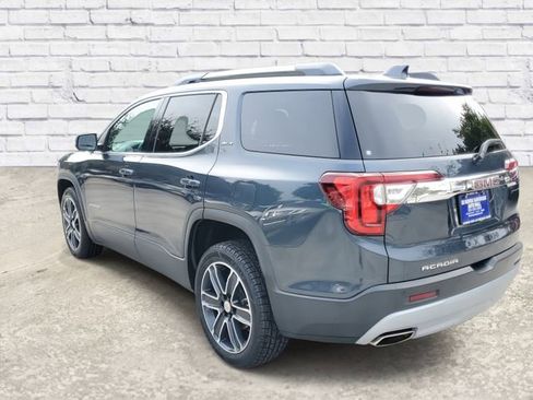 Used 2020 GMC Acadia SLT w/ Driver Alert Package II image 2