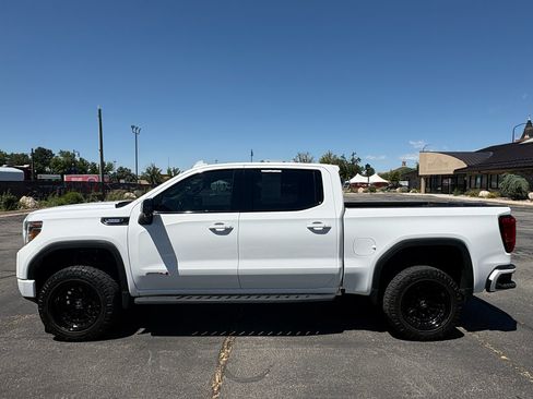 Used 2021 GMC Sierra 1500 AT4 w/ AT4 Premium Package AWD/4WD image 11