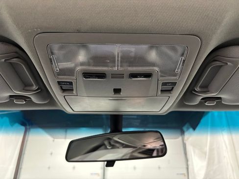 Used 2014 Toyota Camry SE FWD image 37