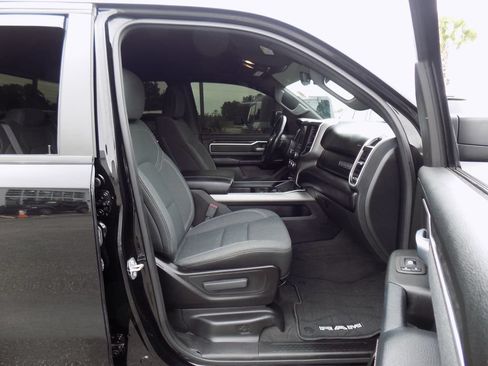 Used 2022 RAM 1500 Big Horn AWD/4WD image 27