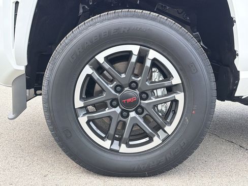 New 2025 Toyota Tacoma TRD Sport AWD/4WD image 38