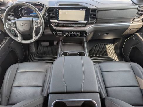 Used 2025 Chevrolet Silverado 2500 LTZ w/ LTZ Plus Package AWD/4WD image 7