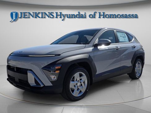 New 2026 Hyundai Kona SE image 2