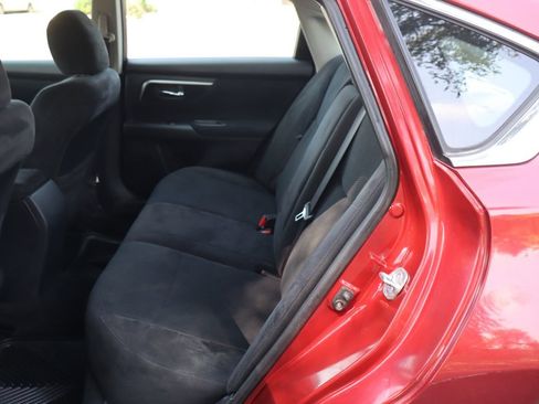 Used 2014 Nissan Altima 2.5 S FWD image 20