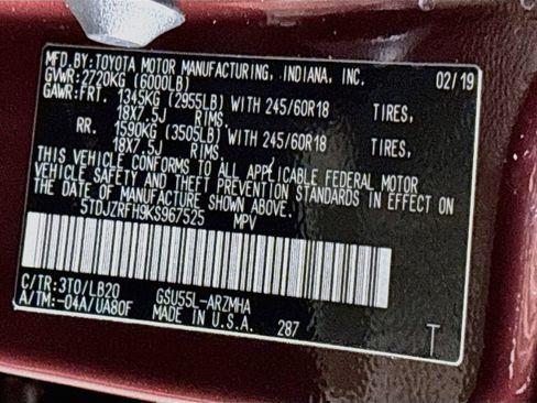 Used 2019 Toyota Highlander XLE AWD/4WD image 25