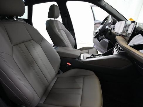Used 2025 Audi Q5 Premium Plus AWD/4WD image 26