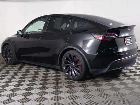Used 2024 Tesla Model Y Performance AWD/4WD image 12