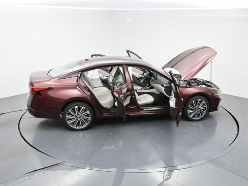 Used 2023 Nissan Altima 2.5 SL AWD/4WD image 24