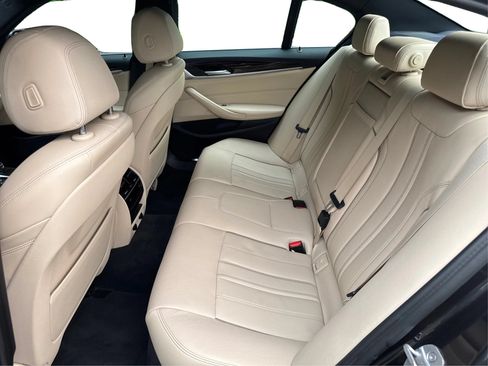 Used 2017 BMW 540i xDrive AWD/4WD image 13