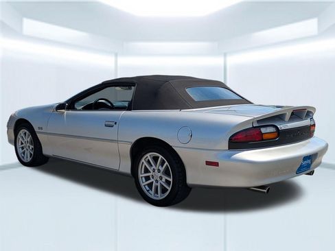 Used 2002 Chevrolet Camaro Z28 w/ SS Performance/Appearance Pkg image 3
