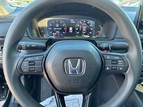 Certified 2023 Honda Accord EX image 18