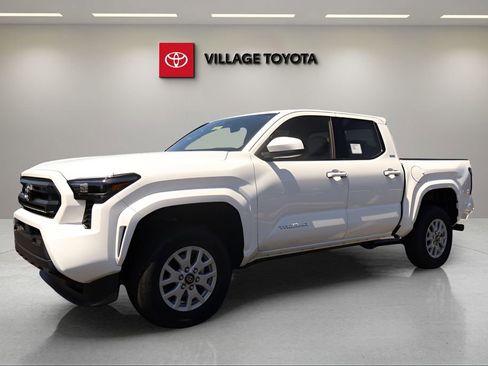 New 2026 Toyota Tacoma SR5 RWD image 1