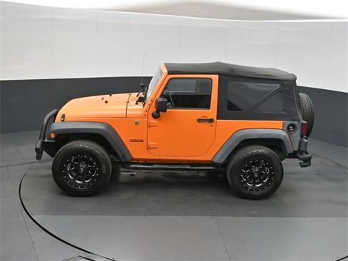 Used 2012 Jeep Wrangler Sport w/ Connectivity Group image 33