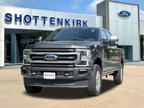 Used 2020 Ford F250 Platinum AWD/4WD image 3