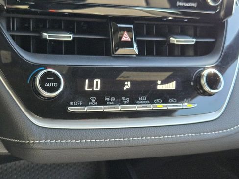 Used 2021 Toyota Corolla SE w/ Carpet Mat Package (TMS) FWD image 23