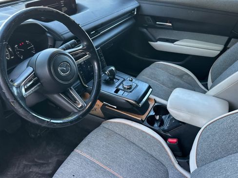 Used 2022 MAZDA MX-30 Electric w/ Premium Plus Pkg FWD image 14