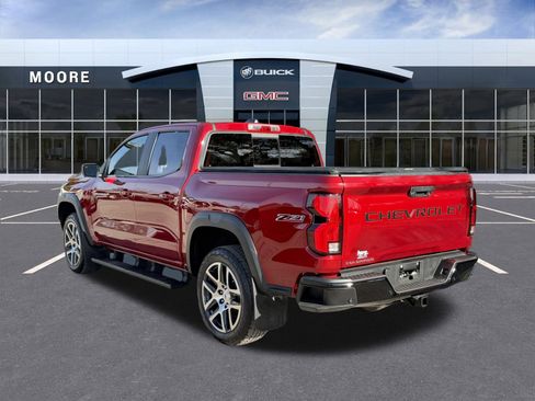 Used 2024 Chevrolet Colorado Z71 w/ Z71 Convenience Package 2 image 5