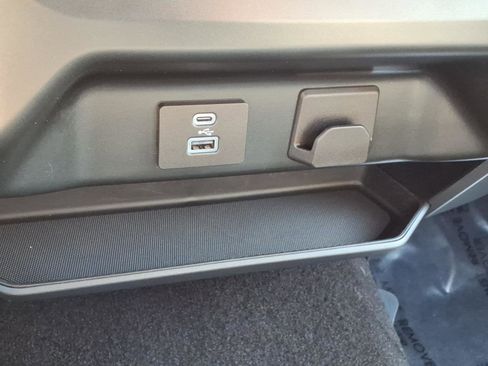 Used 2022 Ford F150 XLT w/ Equipment Group 301A Mid image 15