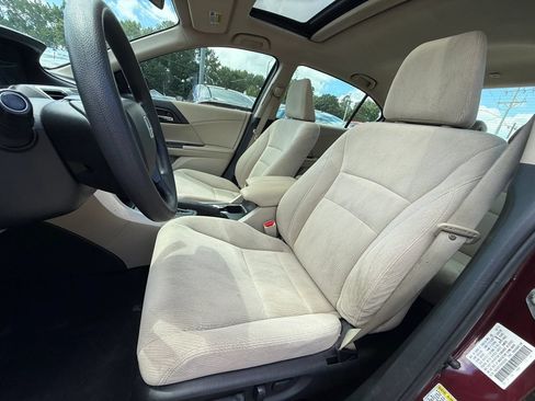 Used 2015 Honda Accord EX image 17