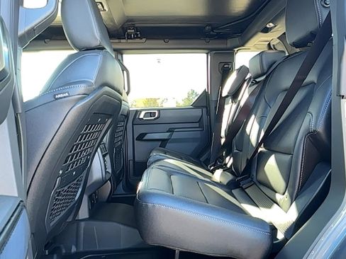 New 2025 Ford Bronco Big Bend w/ Black Diamond Package image 18