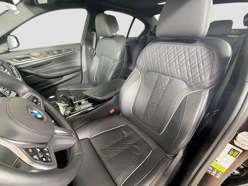 Certified 2023 BMW 540i xDrive w/ M Sport Package AWD/4WD image 3