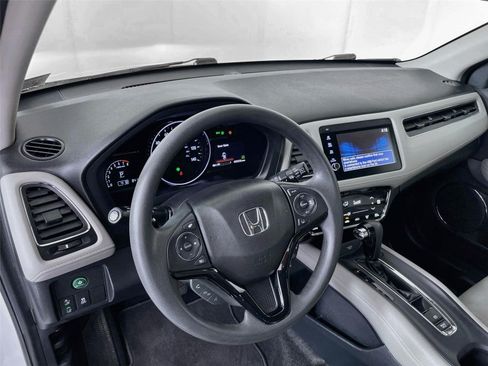 Used 2021 Honda HR-V EX image 13