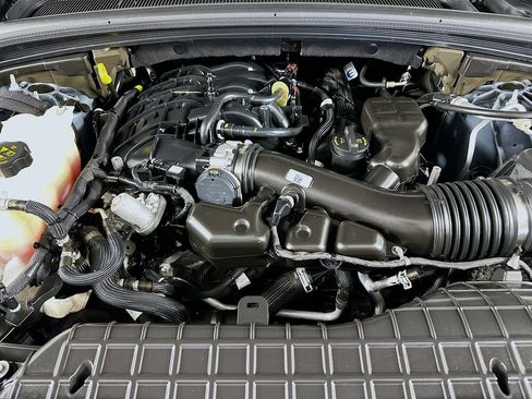 Certified 2024 Jeep Grand Cherokee L Limited w/ Luxury Tech Group II image 44