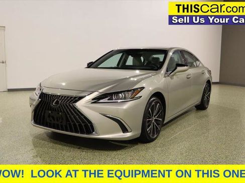 Used 2024 Lexus ES 350 w/ Premium Package FWD image 4