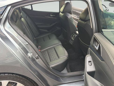 Used 2019 Nissan Maxima Platinum w/ Sport Mat Group FWD image 26