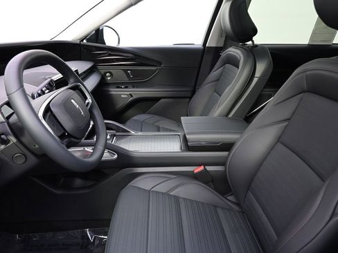 New 2026 Lincoln Nautilus Reserve AWD/4WD image 13