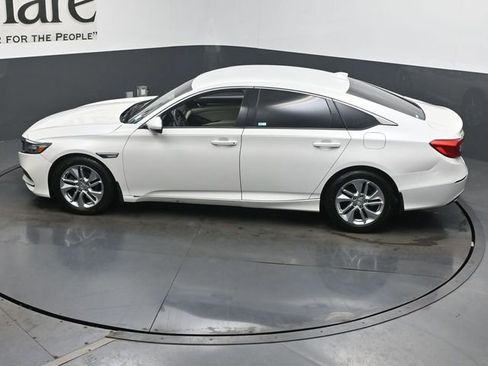 Used 2018 Honda Accord LX image 41