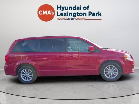 Used 2013 Dodge Grand Caravan SXT w/ UConnect Hands-Free Group FWD image 6