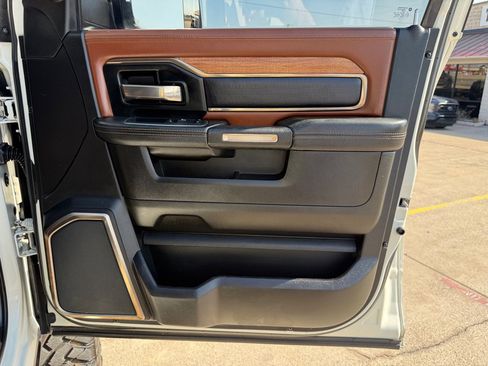 Used 2020 RAM 2500 Limited image 28