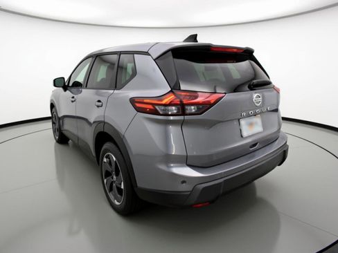 Used 2025 Nissan Rogue SV FWD image 6