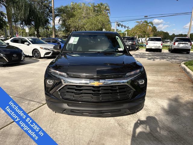 Used 2024 Chevrolet TrailBlazer LS w/ LS Convenience Package FWD image 18