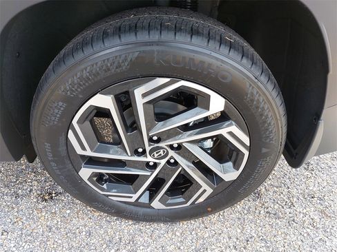 New 2026 Hyundai Tucson Limited image 34