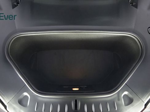 Used 2023 Tesla Model S AWD/4WD image 27